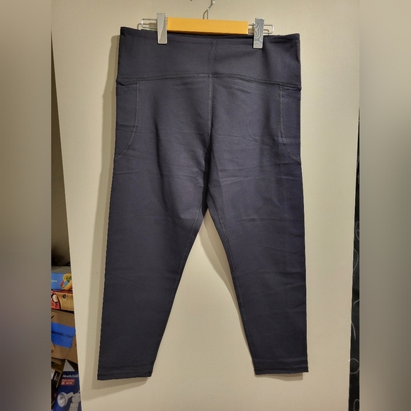 NEW- Tuff Athletics Black Leggings, Size XL (32) - Picture 1 of 5